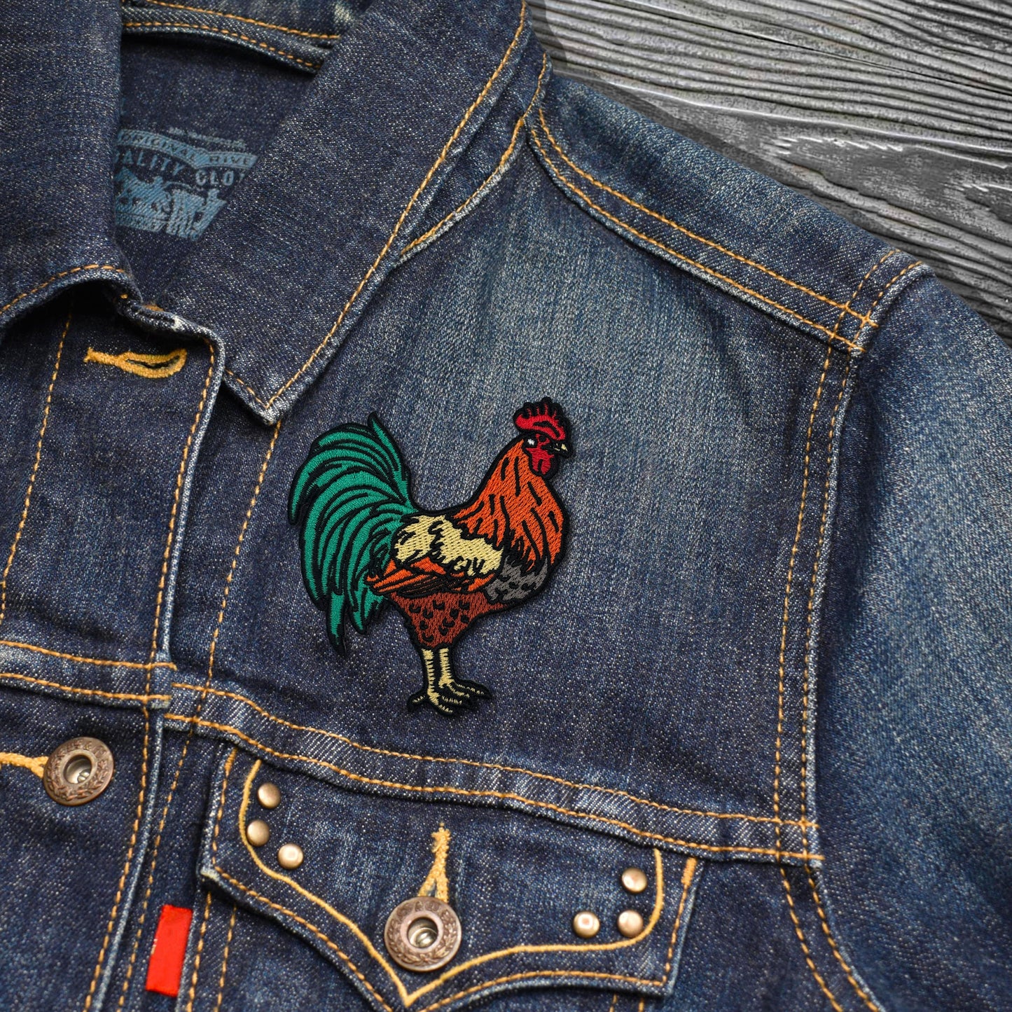 Rooster Embroidered Iron-on Patch